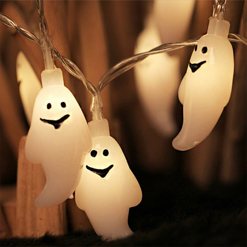 Lampki Czaszki oświetlenie dekoracyjne na Halloween
