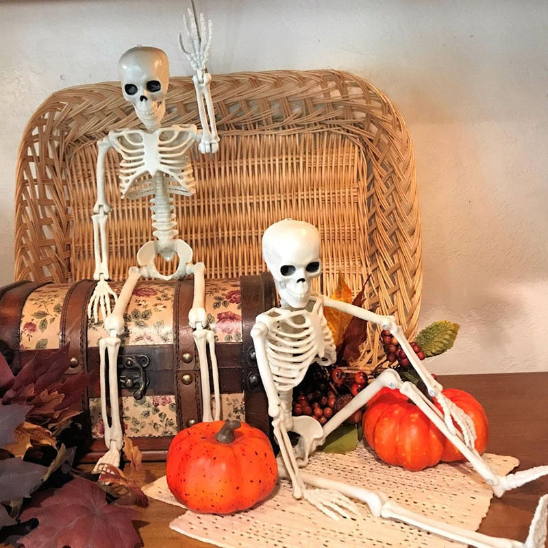 Plastikowy szkielet dekoracja na Halloween