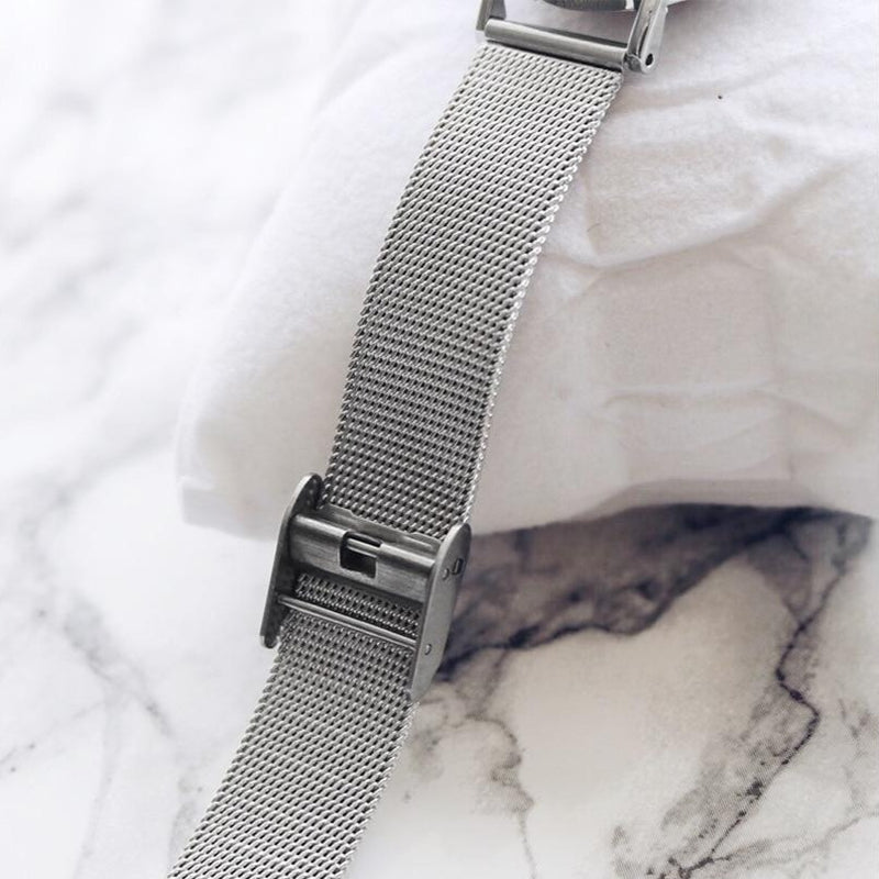 Damski zegarek z ultra cienkim siatkowym paskiem