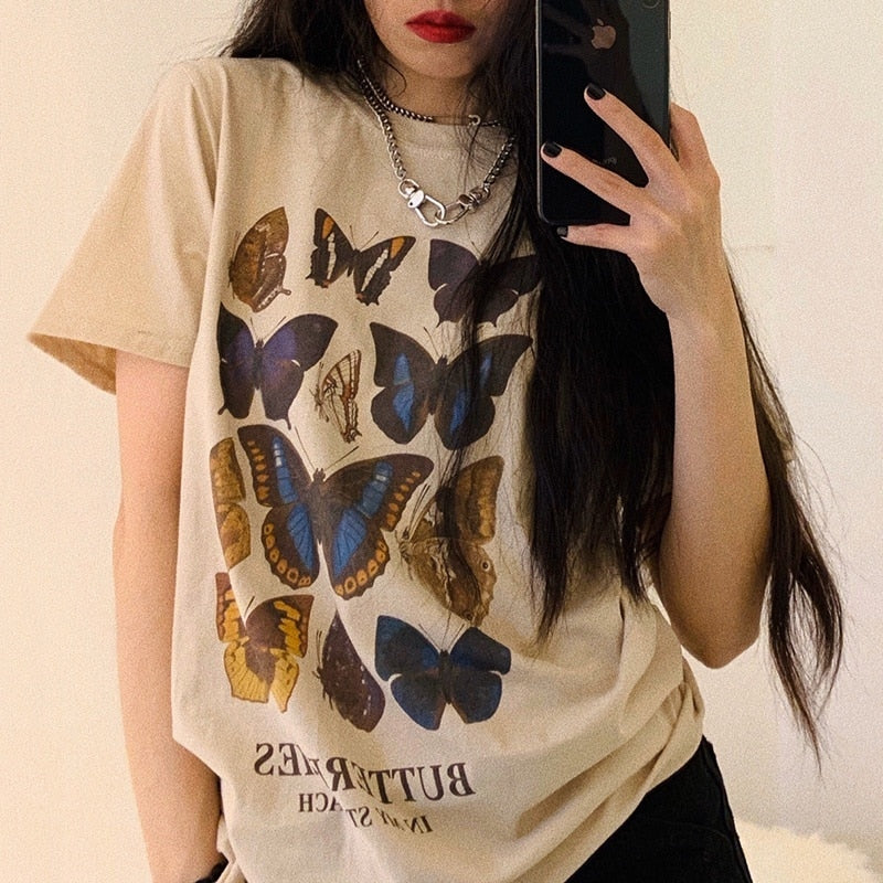 Stylowa koszulka damska z nadrukiem w motyle