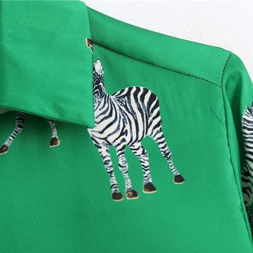 Elegancka satynowa bluzka damska z zebrami