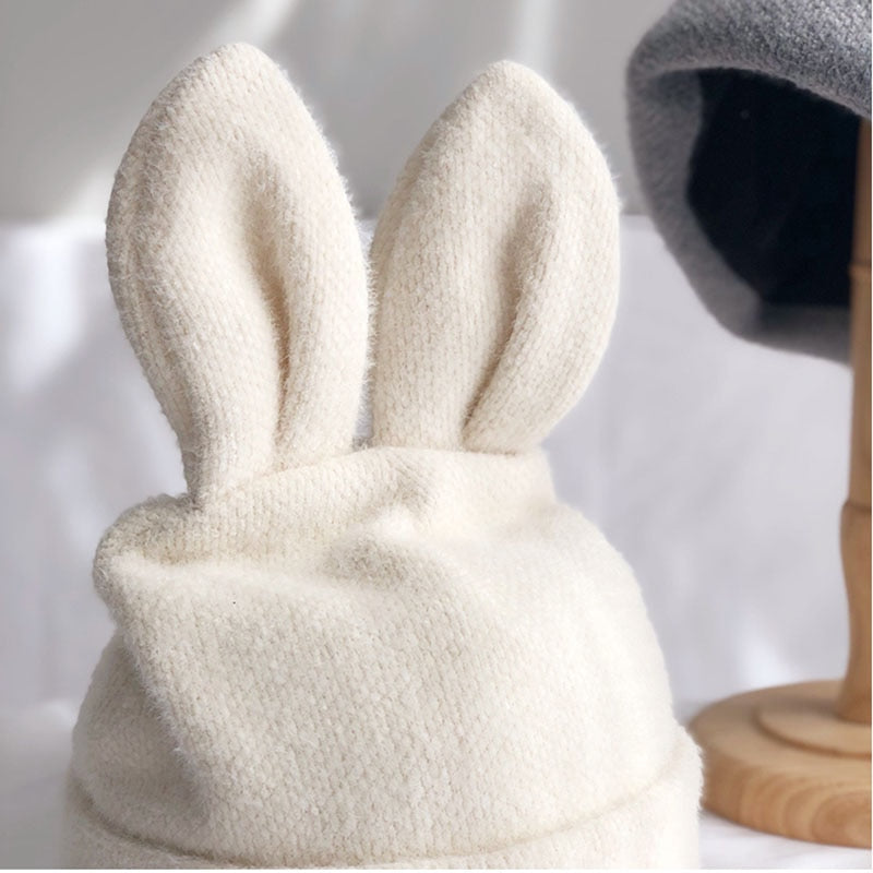 Zimowa czapka damska z uszami królika