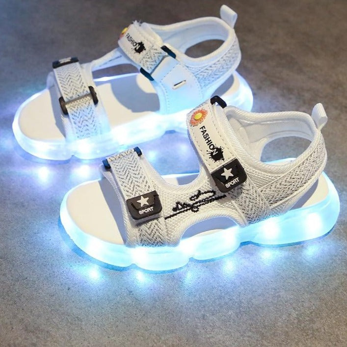 Letnie świecące sandały dla dzieci