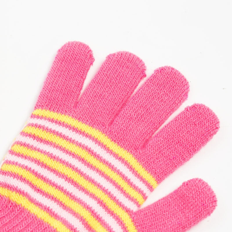 Zimowe rękawiczki dziecięce w paski