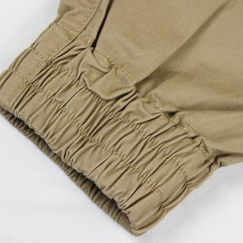 Męskie spodnie kamuflaż z wieloma kieszeniami